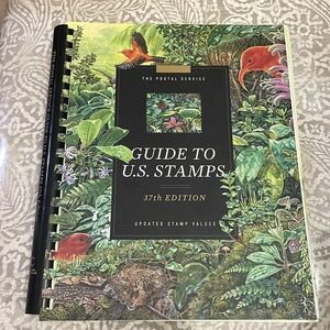 Postal Service Guide‎ to U.S. Stamps 37th Edition 2010 Updated Values Book
